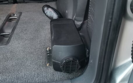 Toyota Land Cruiser Prado 120 рестайлинг, 2008 год, 1 900 000 рублей, 18 фотография