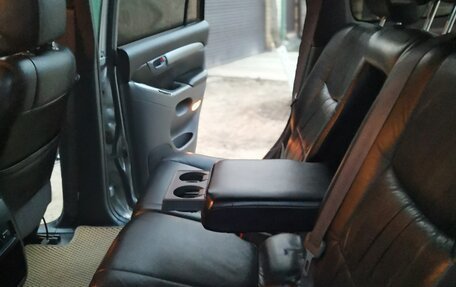 Toyota Land Cruiser Prado 120 рестайлинг, 2008 год, 1 900 000 рублей, 15 фотография