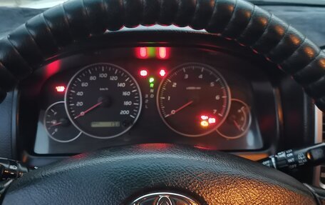 Toyota Land Cruiser Prado 120 рестайлинг, 2008 год, 1 900 000 рублей, 22 фотография
