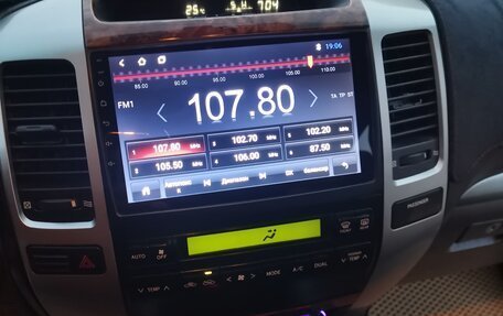 Toyota Land Cruiser Prado 120 рестайлинг, 2008 год, 1 900 000 рублей, 24 фотография