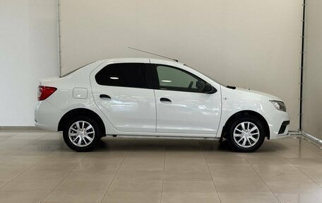 Renault Logan II, 2018 год, 795 000 рублей, 11 фотография