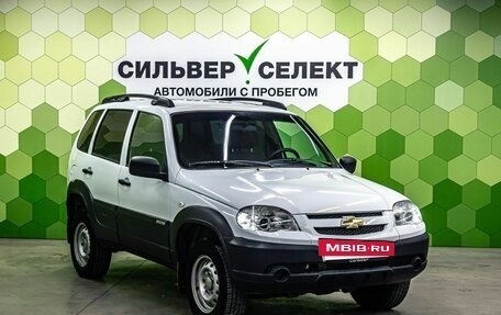 Chevrolet Niva I рестайлинг, 2018 год, 800 000 рублей, 5 фотография