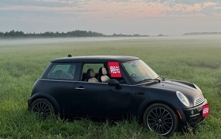 MINI Hatch, 2003 год, 530 000 рублей, 1 фотография