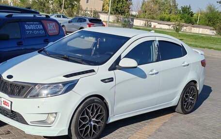 KIA Rio III рестайлинг, 2012 год, 950 000 рублей, 4 фотография