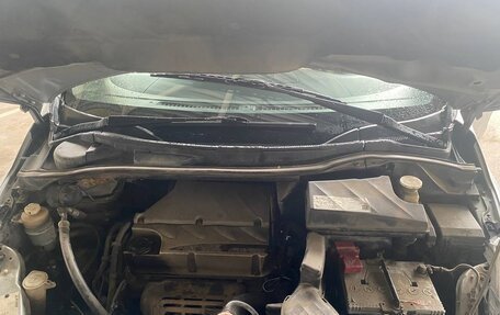 Mitsubishi Grandis, 2004 год, 750 000 рублей, 12 фотография