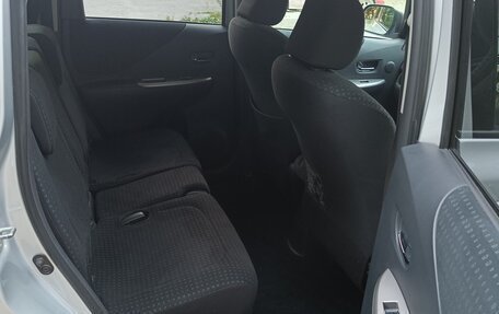 Toyota Ractis I, 2010 год, 915 000 рублей, 8 фотография