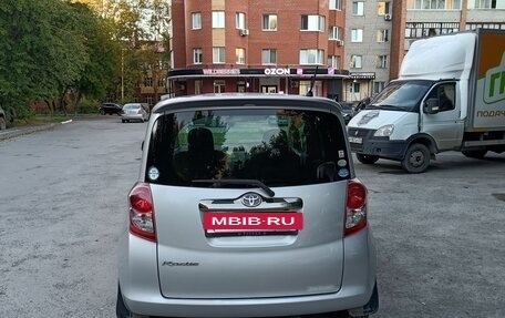 Toyota Ractis I, 2010 год, 915 000 рублей, 10 фотография