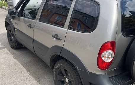 Chevrolet Niva I рестайлинг, 2015 год, 525 000 рублей, 4 фотография