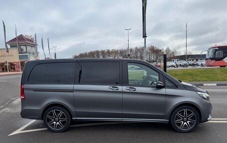 Mercedes-Benz V-Класс, 2022 год, 8 200 000 рублей, 4 фотография