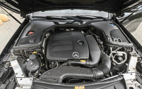 Mercedes-Benz E-Класс, 2019 год, 2 700 000 рублей, 23 фотография