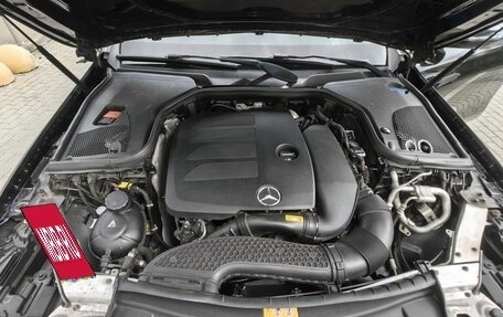 Mercedes-Benz E-Класс, 2019 год, 2 700 000 рублей, 22 фотография