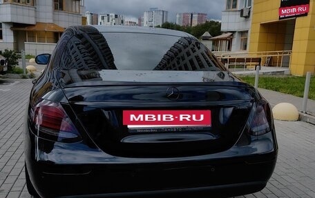 Mercedes-Benz E-Класс, 2019 год, 2 700 000 рублей, 12 фотография