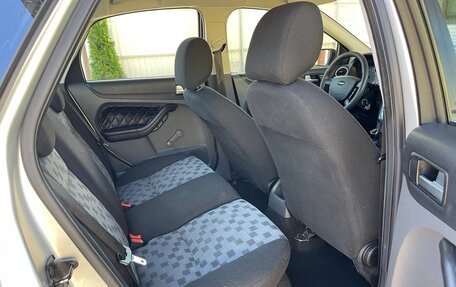 Ford Focus II рестайлинг, 2005 год, 540 000 рублей, 17 фотография