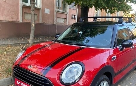 MINI Clubman, 2019 год, 2 250 000 рублей, 3 фотография