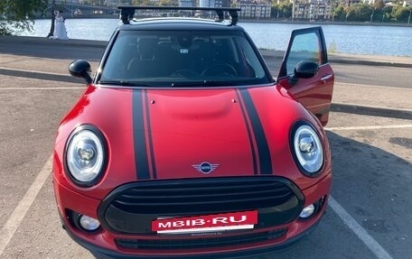MINI Clubman, 2019 год, 2 250 000 рублей, 9 фотография