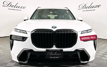 BMW X7, 2022 год, 9 898 903 рублей, 2 фотография