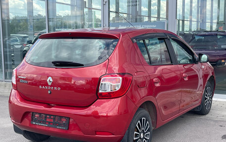 Renault Sandero II рестайлинг, 2014 год, 900 000 рублей, 7 фотография