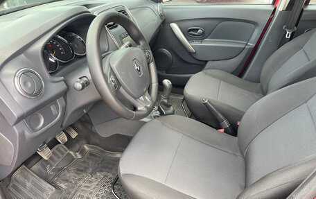 Renault Sandero II рестайлинг, 2014 год, 900 000 рублей, 15 фотография