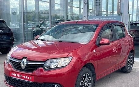 Renault Sandero II рестайлинг, 2014 год, 900 000 рублей, 3 фотография