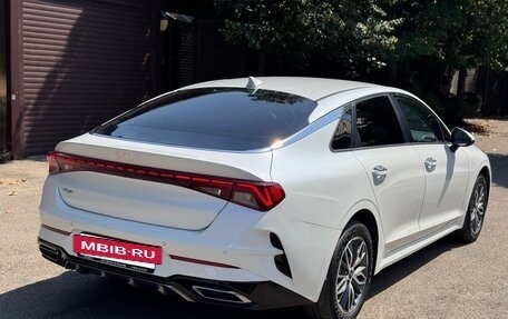 KIA K5, 2022 год, 1 650 000 рублей, 4 фотография