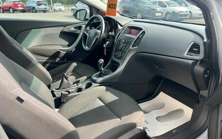 Opel Astra J, 2011 год, 799 999 рублей, 11 фотография