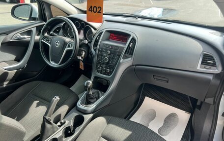 Opel Astra J, 2011 год, 799 999 рублей, 12 фотография