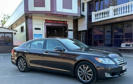 Lexus LS IV, 2010 год, 1 950 000 рублей, 3 фотография