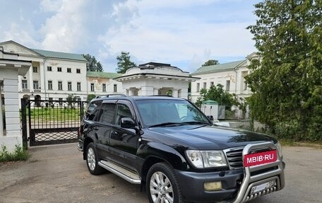 Toyota Land Cruiser 100 рестайлинг 2, 2003 год, 2 600 000 рублей, 2 фотография