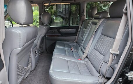 Toyota Land Cruiser 100 рестайлинг 2, 2003 год, 2 600 000 рублей, 12 фотография