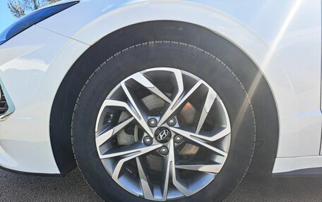 Hyundai Sonata VIII, 2019 год, 2 250 000 рублей, 18 фотография