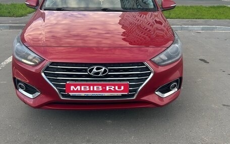 Hyundai Solaris II рестайлинг, 2017 год, 1 330 000 рублей, 2 фотография