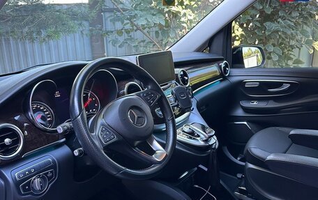 Mercedes-Benz V-Класс, 2018 год, 5 950 000 рублей, 13 фотография