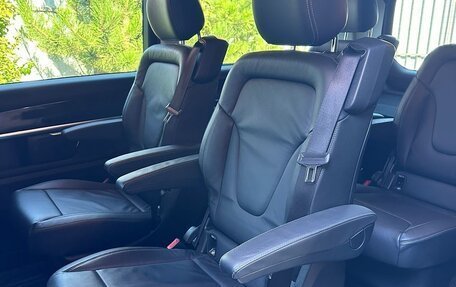 Mercedes-Benz V-Класс, 2018 год, 5 950 000 рублей, 14 фотография