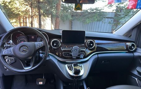 Mercedes-Benz V-Класс, 2018 год, 5 950 000 рублей, 16 фотография