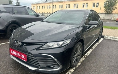 Toyota Camry, 2023 год, 3 490 000 рублей, 1 фотография