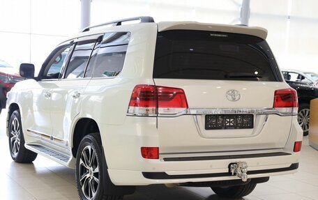 Toyota Land Cruiser 200, 2021 год, 7 800 000 рублей, 8 фотография
