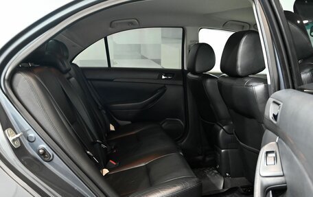 Toyota Avensis III рестайлинг, 2006 год, 920 000 рублей, 19 фотография