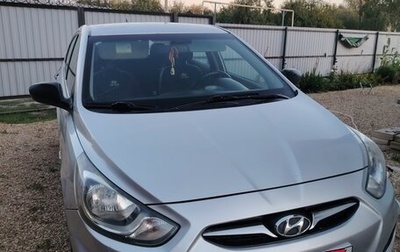 Hyundai Solaris II рестайлинг, 2012 год, 600 000 рублей, 1 фотография