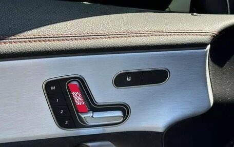 Mercedes-Benz CLA, 2021 год, 3 200 133 рублей, 34 фотография