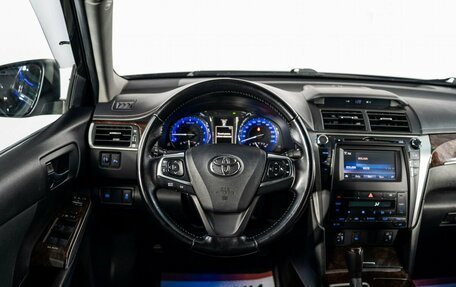 Toyota Camry, 2016 год, 1 980 000 рублей, 9 фотография