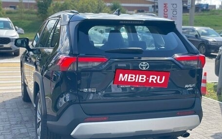 Toyota RAV4, 2024 год, 3 590 000 рублей, 7 фотография