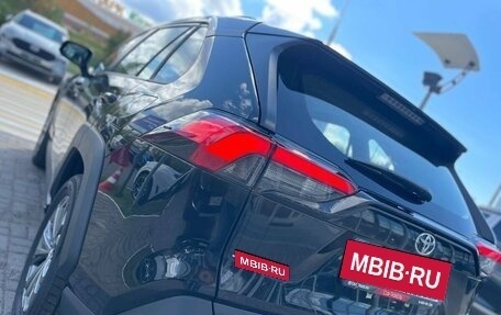 Toyota RAV4, 2024 год, 3 590 000 рублей, 9 фотография
