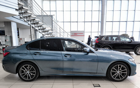 BMW 3 серия, 2019 год, 2 890 000 рублей, 4 фотография