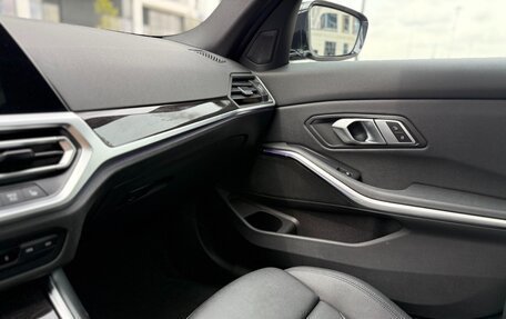 BMW 3 серия, 2021 год, 3 500 000 рублей, 18 фотография