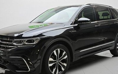Volkswagen Tiguan II, 2022 год, 3 138 000 рублей, 1 фотография