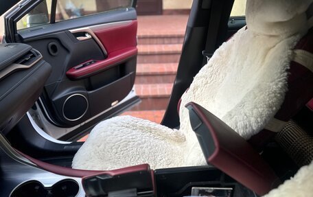 Lexus RX IV рестайлинг, 2019 год, 5 050 000 рублей, 6 фотография
