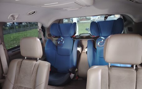 Chrysler Voyager IV, 2012 год, 2 000 000 рублей, 11 фотография