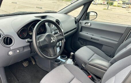 Mitsubishi Colt VI рестайлинг, 2005 год, 899 000 рублей, 9 фотография