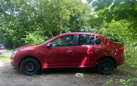 Renault Logan II, 2014 год, 700 000 рублей, 3 фотография