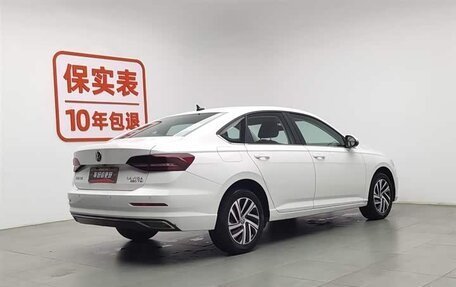 Volkswagen Lavida, 2022 год, 1 100 000 рублей, 2 фотография